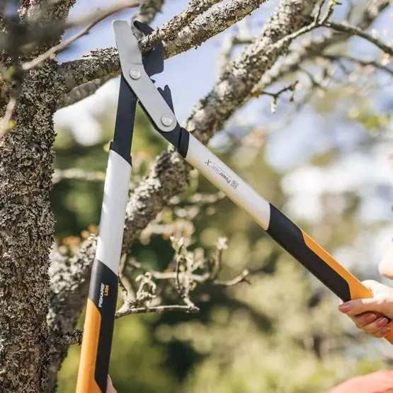 FISKARS Attrezzi da giardino - Troncarami, misura M 1020187