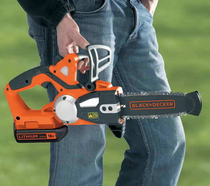 BLACK+DECKER Elettrosega a batteria 18V 20 cm, 1x batteria 2,0 Ah Li-ion, caricabatterie GKC1820L20-QW